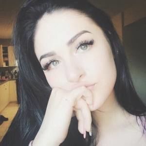 Meet your Posher, Taescha